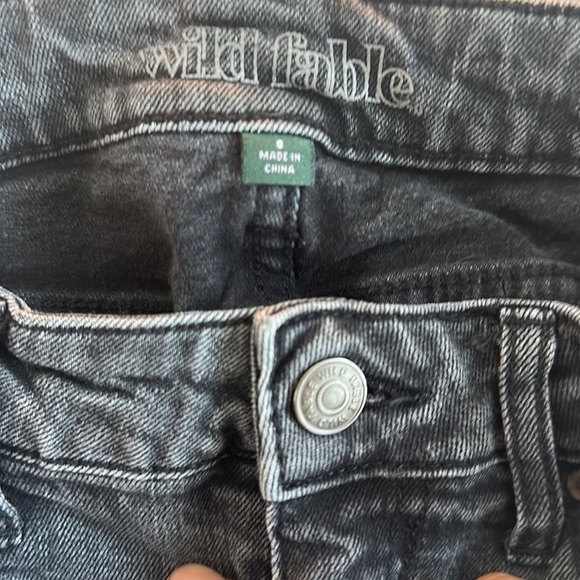 WILD FABLE GREY HIGH RISE DISTRESSED SKINNY JEANS - Picture 2 of 4